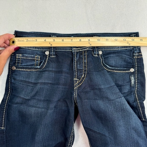 Silver Suki Capri Jeans Womens Size 28 Dark Blue Mid Rise Stretch - Picture 8 of 13
